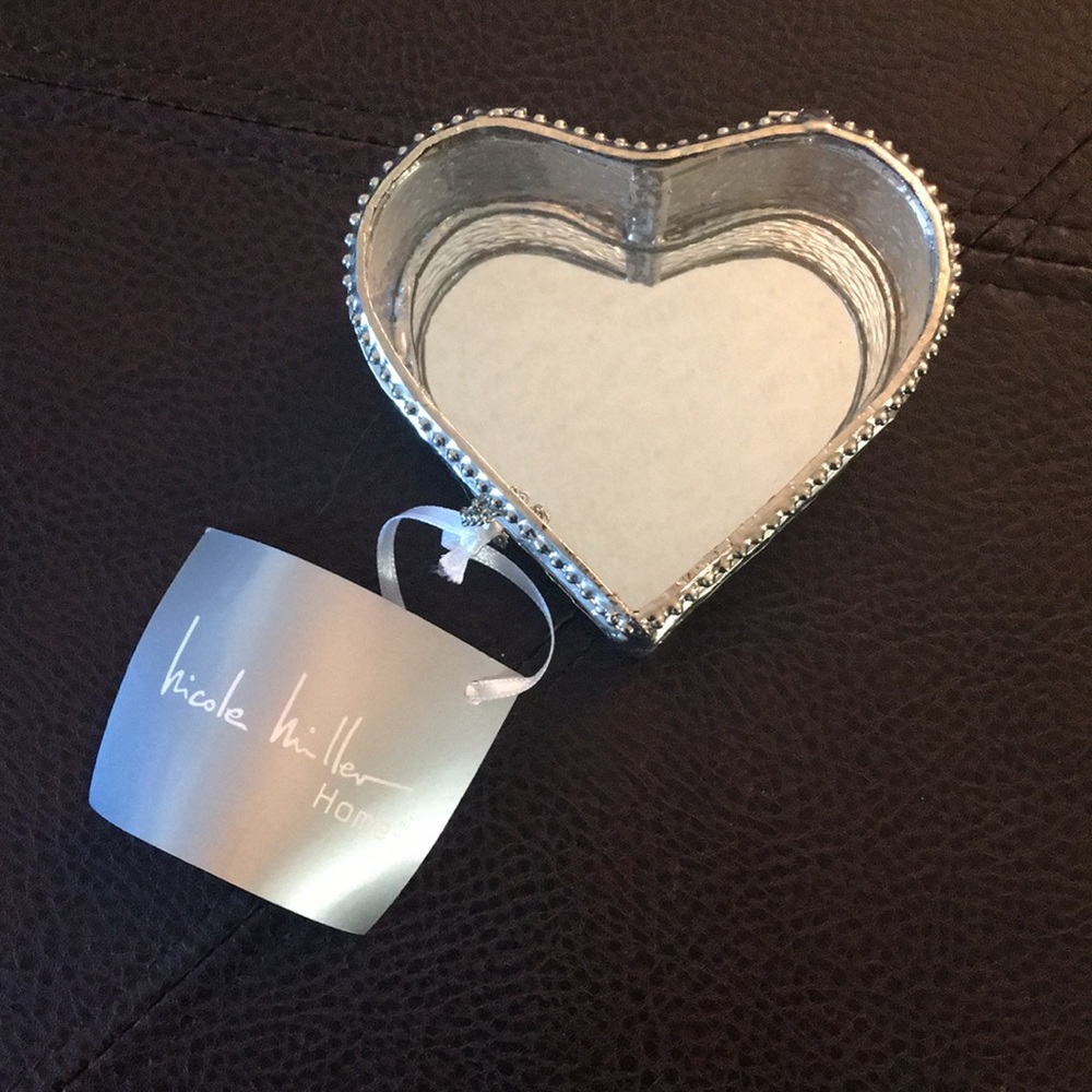 Nicole Miller heart-shaped glass trinket box